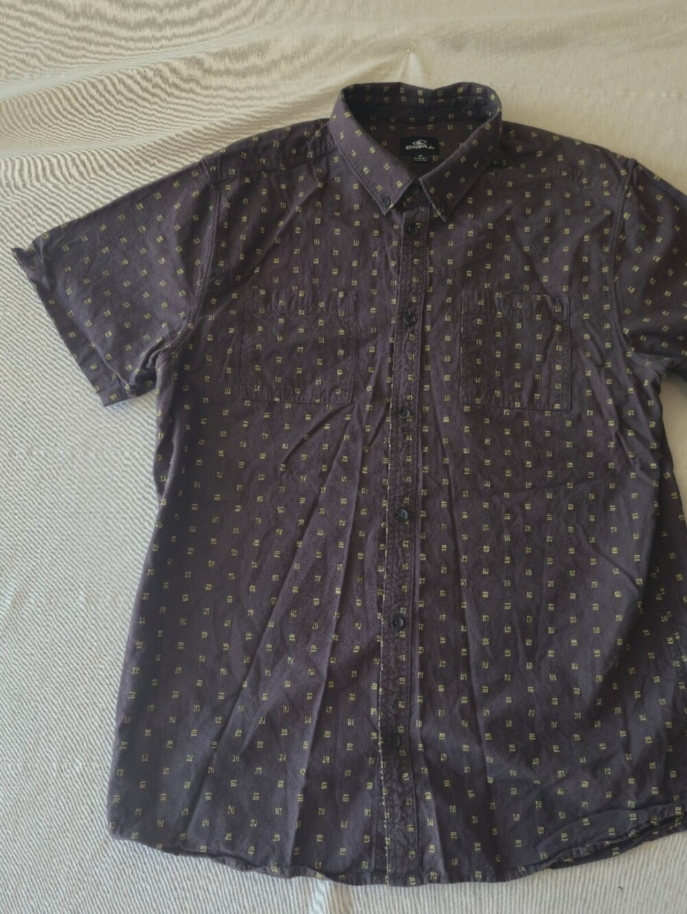 O'Neill Men's Modern Fit Short Sleeve Button-Up Shirt XL - Picture 1 of 6
